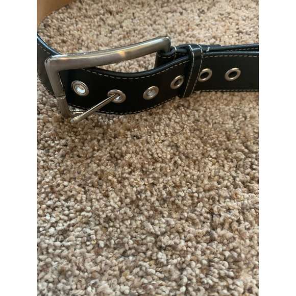 Express Women's Black Genuine Leather Size Large Belt - Picture 2 of 6